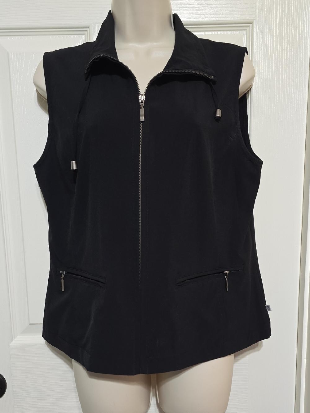 Black Zip-Front Women's Vest